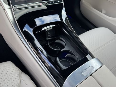 Used 2026 Mercedes-Benz GLC 300 image 20