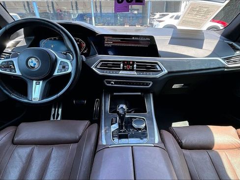 Used 2021 BMW X5 sDrive40i w/ M Sport Package RWD image 11