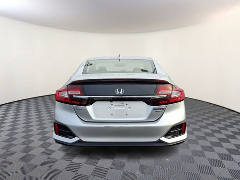 Used 2018 Honda Clarity Touring image 6