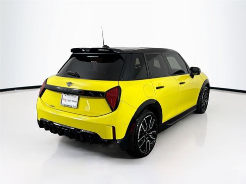 Used 2025 MINI Cooper S FWD image 2