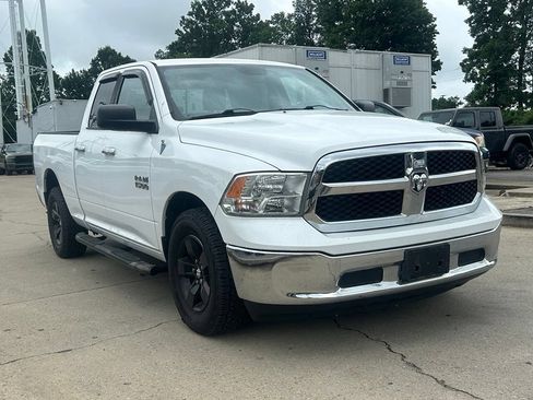 Used 2014 RAM 1500 Classic SLT RWD image 4