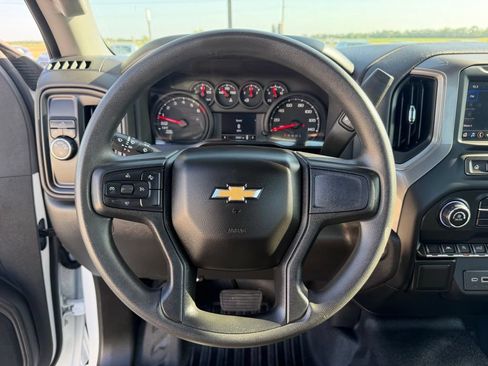 Used 2025 Chevrolet Silverado 1500 W/T RWD image 16