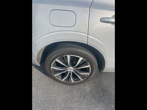 Used 2023 Volvo XC60 B5 Plus w/ Climate Package image 19