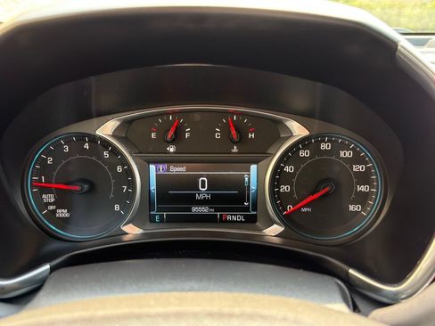 Used 2018 Chevrolet Equinox Premier AWD/4WD image 37