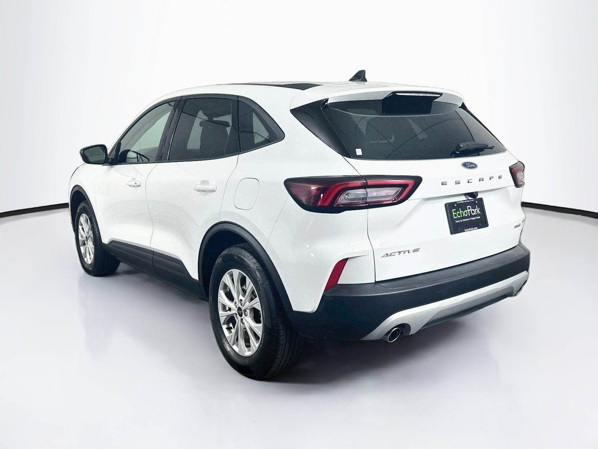 Used 2025 Ford Escape Active AWD/4WD image 5