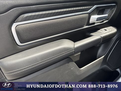 Used 2025 RAM 1500 Big Horn AWD/4WD image 10