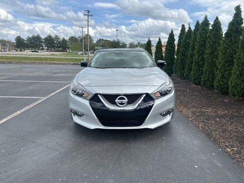 Used 2017 Nissan Maxima Platinum w/ Medallion Package image 3