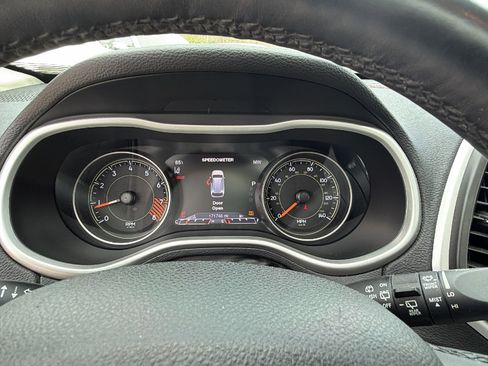 Used 2015 Jeep Cherokee Trailhawk w/ Comfort/Convenience Group AWD/4WD image 30