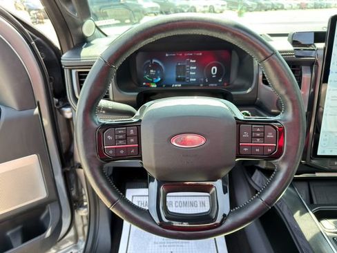 Used 2022 Ford F150 Lightning Platinum AWD/4WD image 49