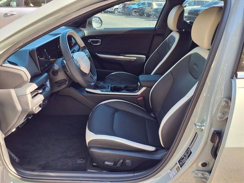 New 2025 Kia K4 GT-Line Turbo image 5