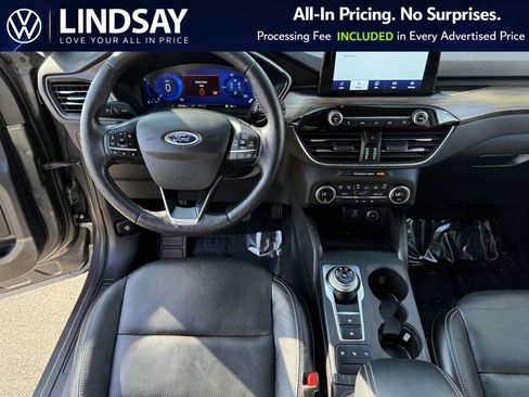 Used 2020 Ford Escape Titanium AWD/4WD image 10