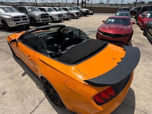 Used 2019 Ford Mustang Premium w/ Equipment Group 201A RWD image 23