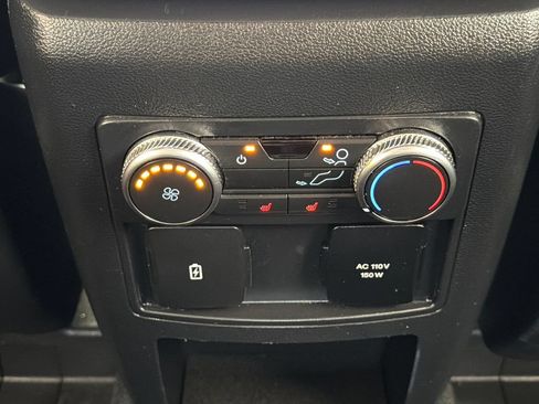 Used 2021 Ford Explorer Limited w/ Equipment Group 301A RWD image 10