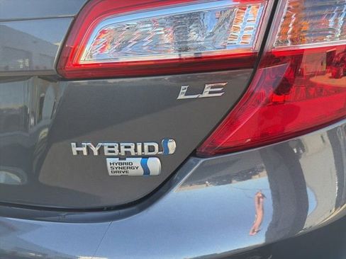 Used 2012 Toyota Camry LE FWD image 8