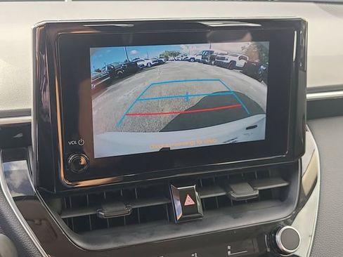 Used 2024 Toyota Corolla LE image 33