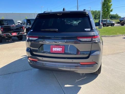 New 2026 Jeep Grand Cherokee Limited AWD/4WD image 7