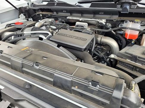 Used 2025 Chevrolet Silverado 2500 LT AWD/4WD image 27