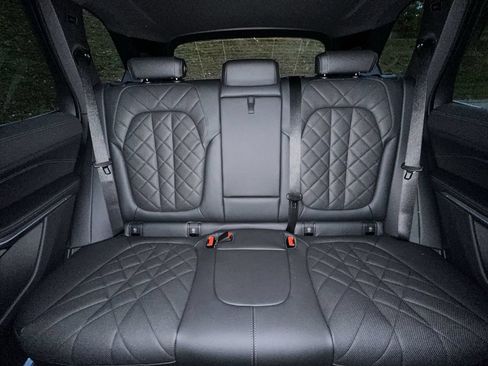 Used 2024 BMW X5 xDrive40i w/ Premium Package AWD/4WD image 47
