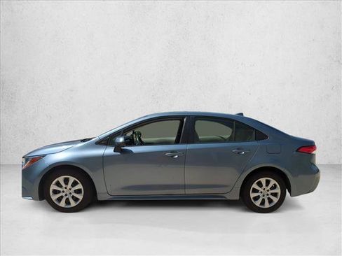 Certified 2022 Toyota Corolla LE FWD image 8