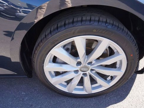 Used 2017 Audi A4 2.0T Premium w/ Convenience Package image 14