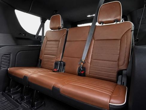 Used 2023 GMC Yukon XL Denali Ultimate w/ LPO, Floor Liner Package AWD/4WD image 22