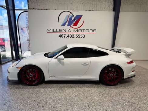 Used 2015 Porsche 911 GT3 w/ Sound Package Plus RWD image 17