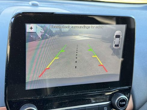 Used 2018 Ford EcoSport SES image 4