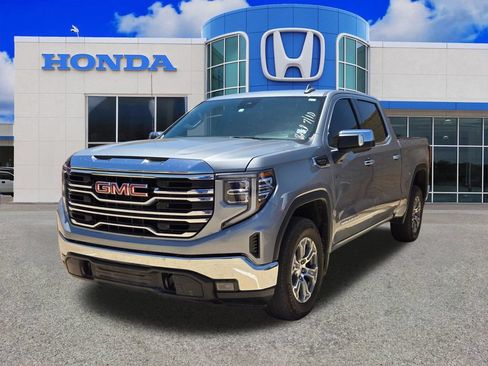Used 2025 GMC Sierra 1500 SLT RWD image 23
