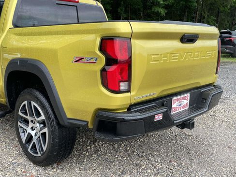Used 2023 Chevrolet Colorado Z71 w/ Advanced Trailering Package AWD/4WD image 31