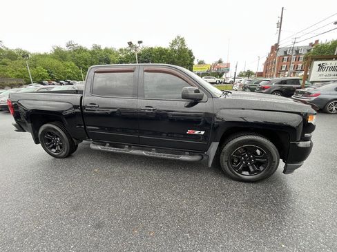 Used 2017 Chevrolet Silverado 1500 LTZ Z71 w/ LTZ Plus Package AWD/4WD image 4
