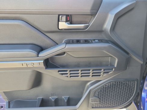 Used 2024 Toyota Tacoma TRD Sport w/ TRD Sport Premium Package image 20