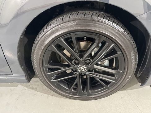 Used 2025 Toyota Camry SE image 16