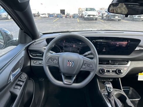 New 2026 Buick Envista Preferred FWD image 30