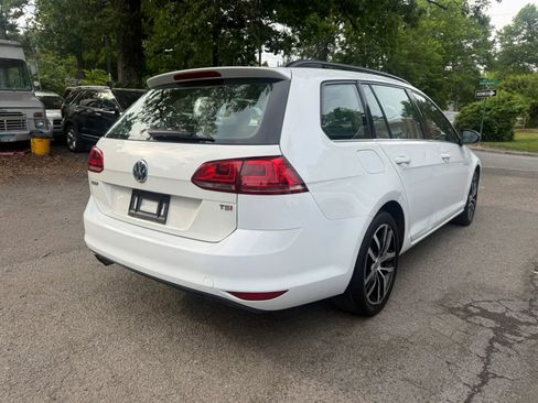 Used 2016 Volkswagen Golf Limited Edition FWD image 4