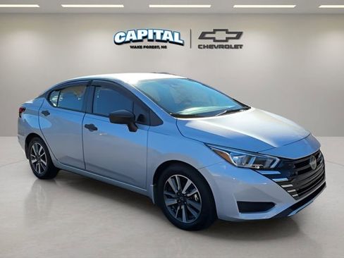 Used 2024 Nissan Versa S w/ S Plus Package image 7