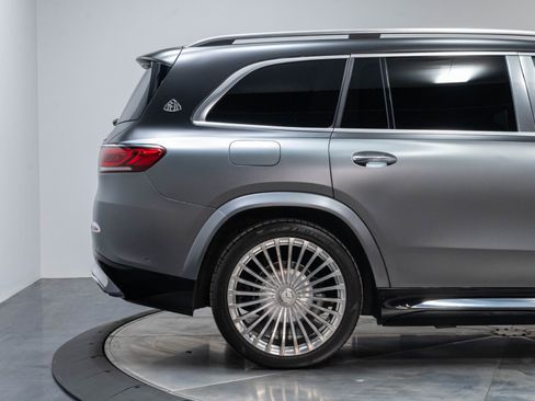 Used 2022 Mercedes-Benz Maybach GLS 600 4MATIC image 44