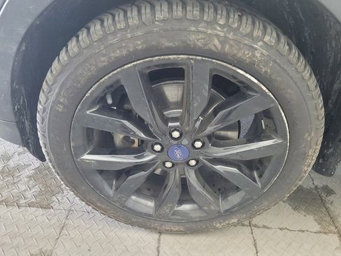 Used 2017 Ford Escape SE w/ Equipment Group 201A image 31