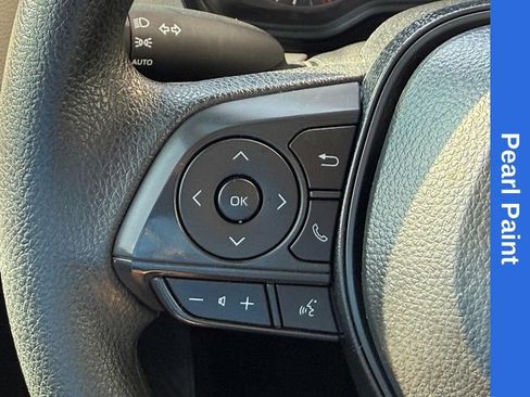 Used 2025 Toyota Corolla LE FWD image 20