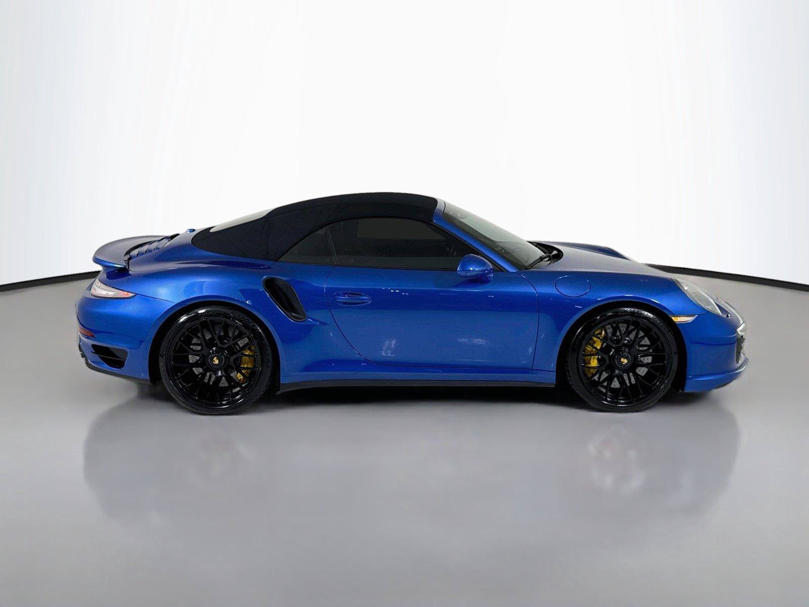 Used 2014 Porsche 911 Turbo S AWD/4WD image 40
