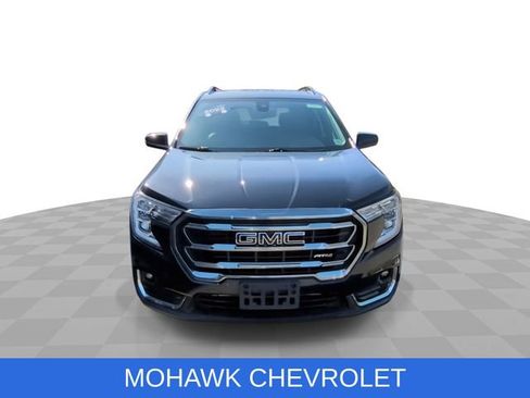 Used 2022 GMC Terrain AT4 AWD/4WD image 3
