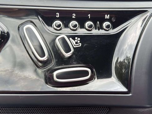 Used 2019 Jaguar F-TYPE Coupe image 26