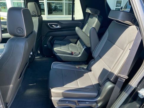 Used 2022 GMC Yukon SLT w/ SLT Premium Package AWD/4WD image 23