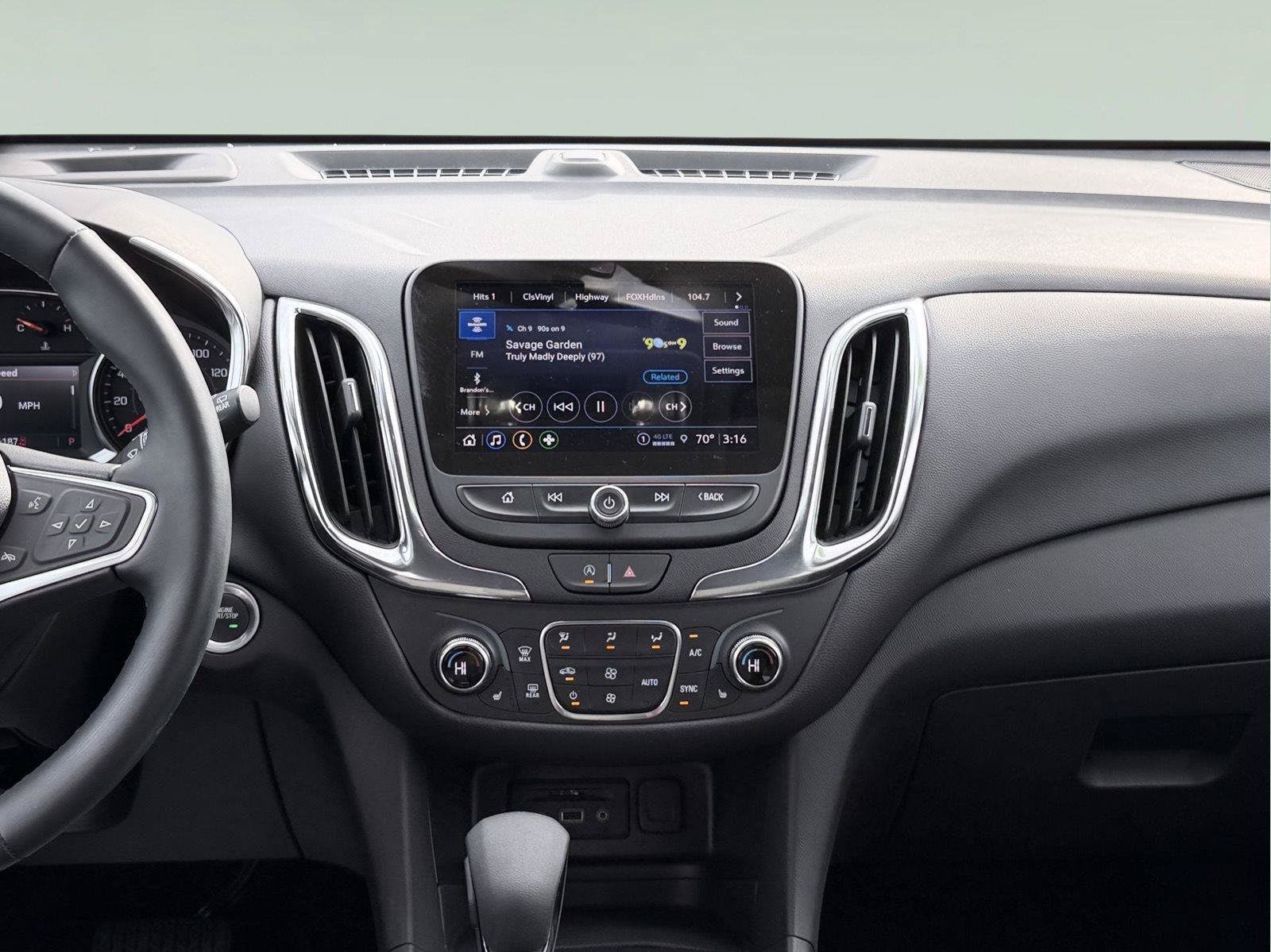 Used 2024 Chevrolet Equinox LT AWD/4WD image 34