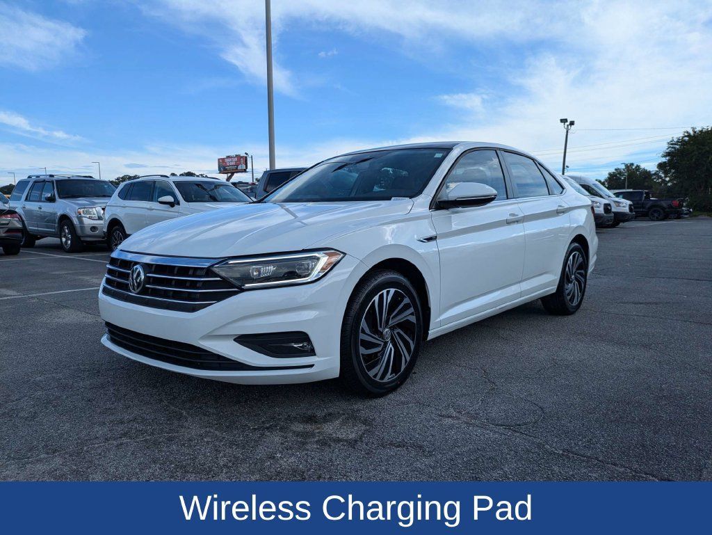 Used 2020 Volkswagen Jetta SEL Premium FWD image 9