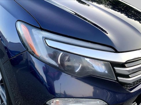Used 2018 Honda Pilot Touring image 27