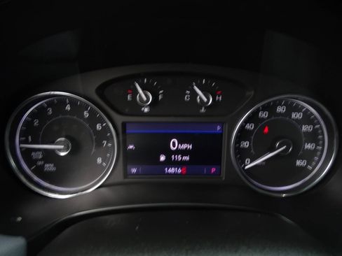 Used 2022 Buick Enclave AWD Essence w/ Sport Touring Edition image 18