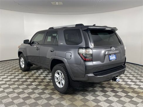 Used 2022 Toyota 4Runner SR5 Premium image 23