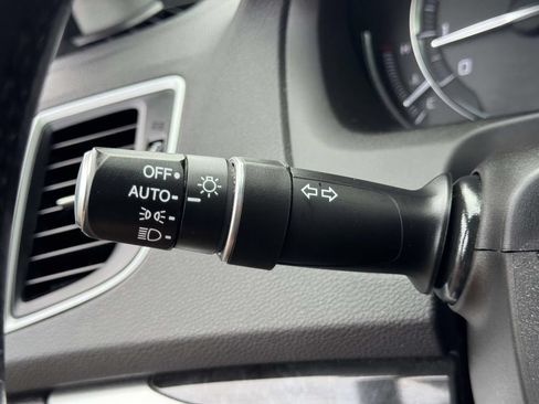 Certified 2020 Acura TLX FWD image 23