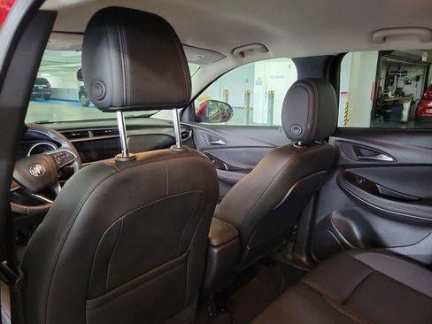 Used 2023 Buick Encore GX Preferred image 10