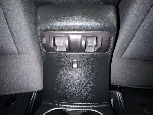 Used 2017 Jeep Wrangler Unlimited Sport w/ Quick Order Package 24S AWD/4WD image 18
